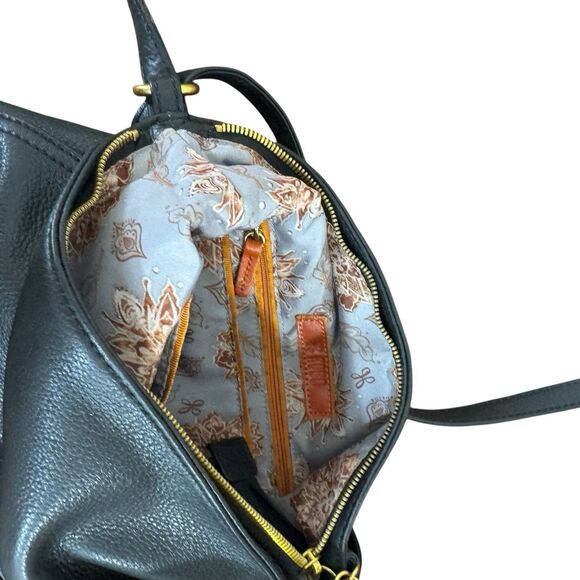Hobo Convertible Bag Backpack Purse Black Soft Pebbled Leather Womens READ main image 6
